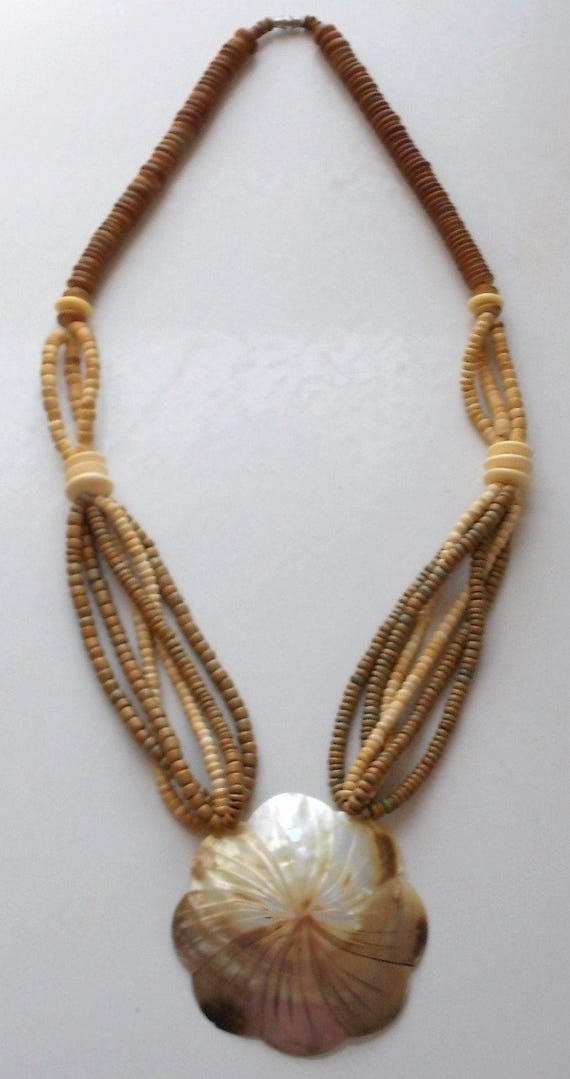Vintage Mother of Pearl Shell Statement Necklace … - image 1