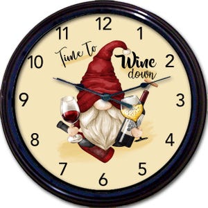 Gnome Wine Cellar Wall Clock: 5 O&#39;Clock Somewhere