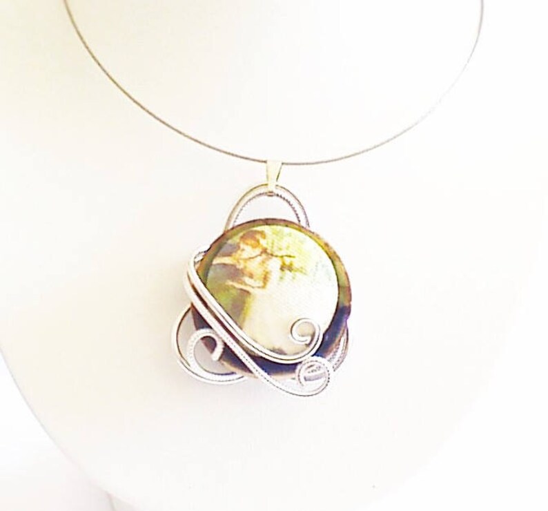 spiral pendant dancer, Necklace
