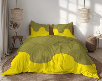Modern Wavy Pattern Duvet Cover Set in Olive Green and Bright Yellow