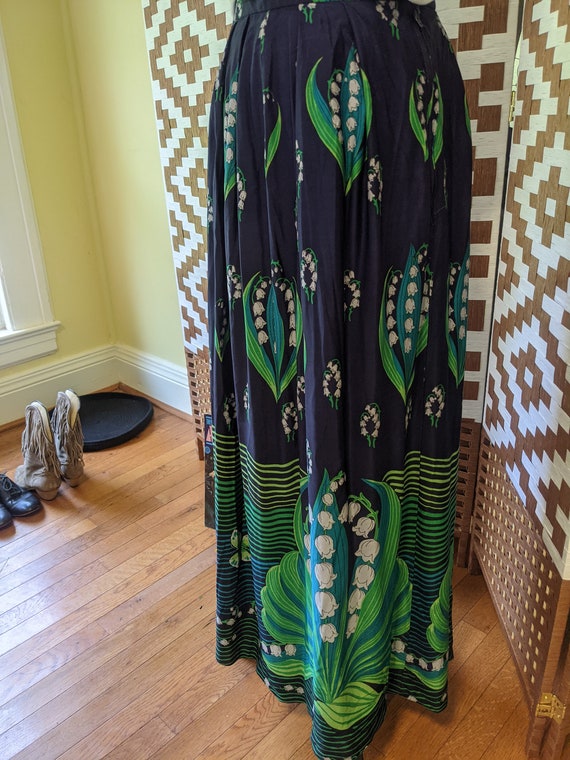 Blue vintage patterned maxi skirt - image 2