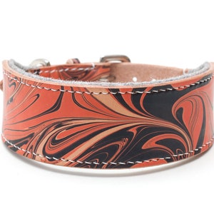Gemustertes Windhundhalsband, Leder Windhundhalsband, einzigartiges handgemachtes benutzerdefiniertes Halsband, Filzfutter | Blutige Mary