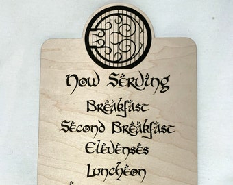 Hobbit Menu/Lord of the Rings/Second Breakfast/Hobbit Door/Pub/Sign/handgemaakt decor/Gegraveerd/Gift voor hem/Elevenses/muurkunst/Geek decor