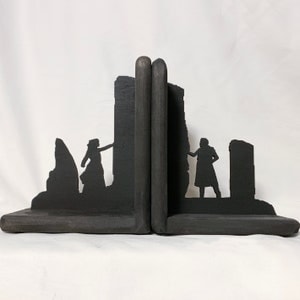 Outlander Bookends/Outlander gift/Scotland/book shelf/Craigh Na Dun/handmade gift/unique bookends/gift for book lover/highland/geek gift