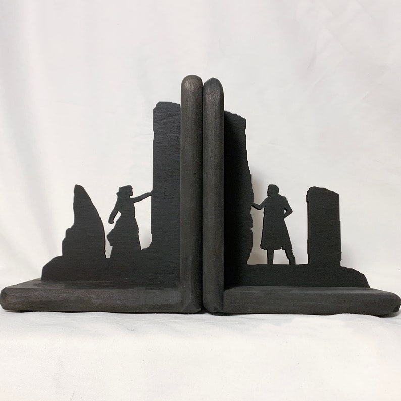 Outlander Bookends/Outlander gift/Scotland/book shelf/Craigh Na Dun/handmade gift/unique bookends/gift for book lover/highland/geek gift Black