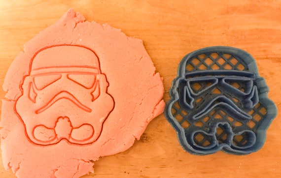 Stormtrooper Cookie Cutter/Fondant Cutter/Clay Cutter/baking/star wars/3d printed/Christmas cookies/clay stamp