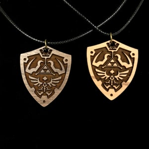 Zelda necklace/Zelda cosplay/Wood Hylian Shield Pendant/stocking stuffer/Personalized/Zelda charm/Zelda Birthday/christmas gift