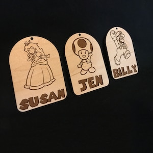 Super Mario/Super Mario Bros/prinses/perzik/terug naar school/schoolbenodigdheden/gepersonaliseerd/rugzak tag/aangepaste houten tag/schooltas tag/cadeau
