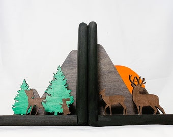 Woodland Bookends/Forest/Nature Scene/Book Lover Gift/Nursery/Deer/children bookends/kids bookends/3d book ends/book shelf/woodland scene