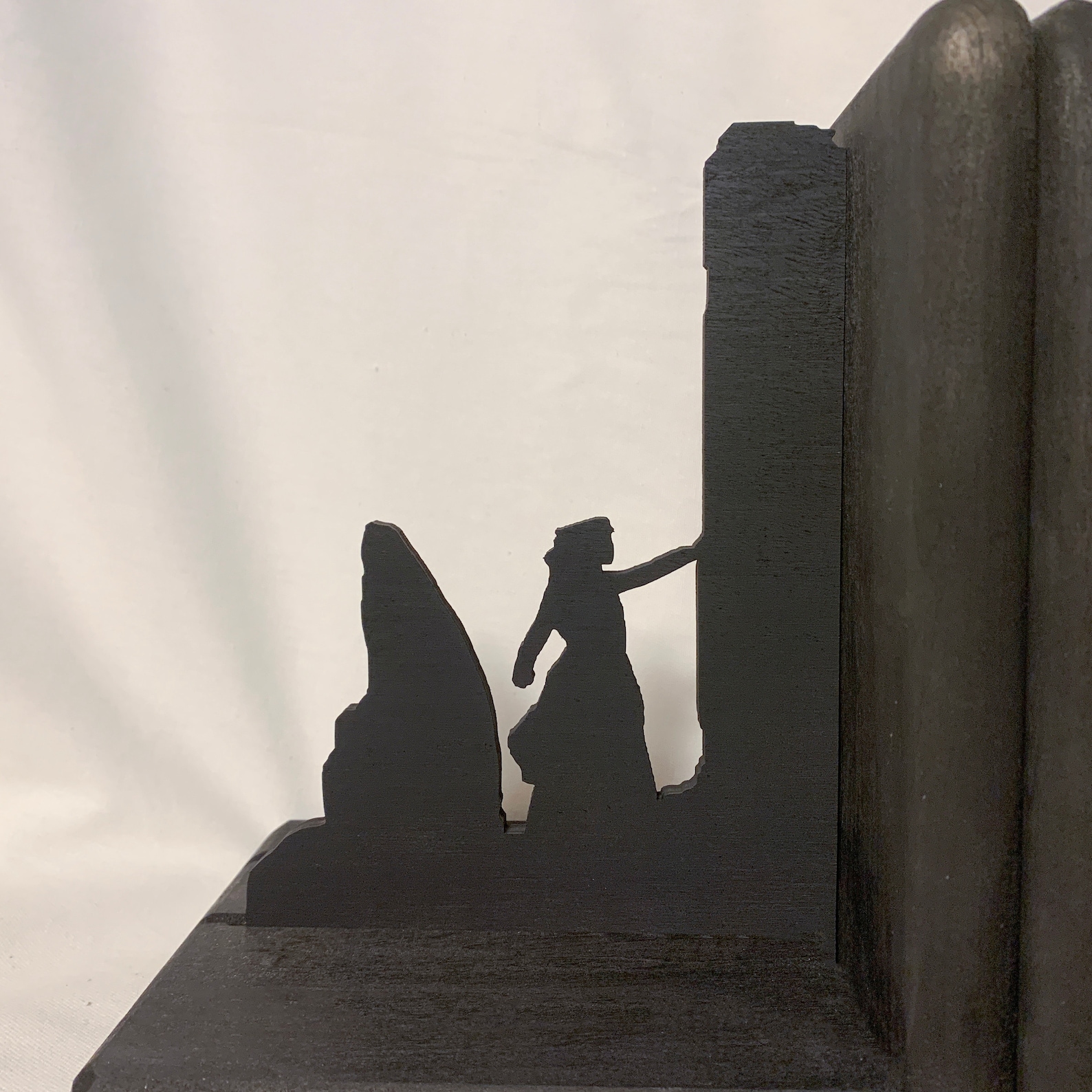 Outlander Bookends/Outlander gift/Scotland/book shelf/Craigh Etsy