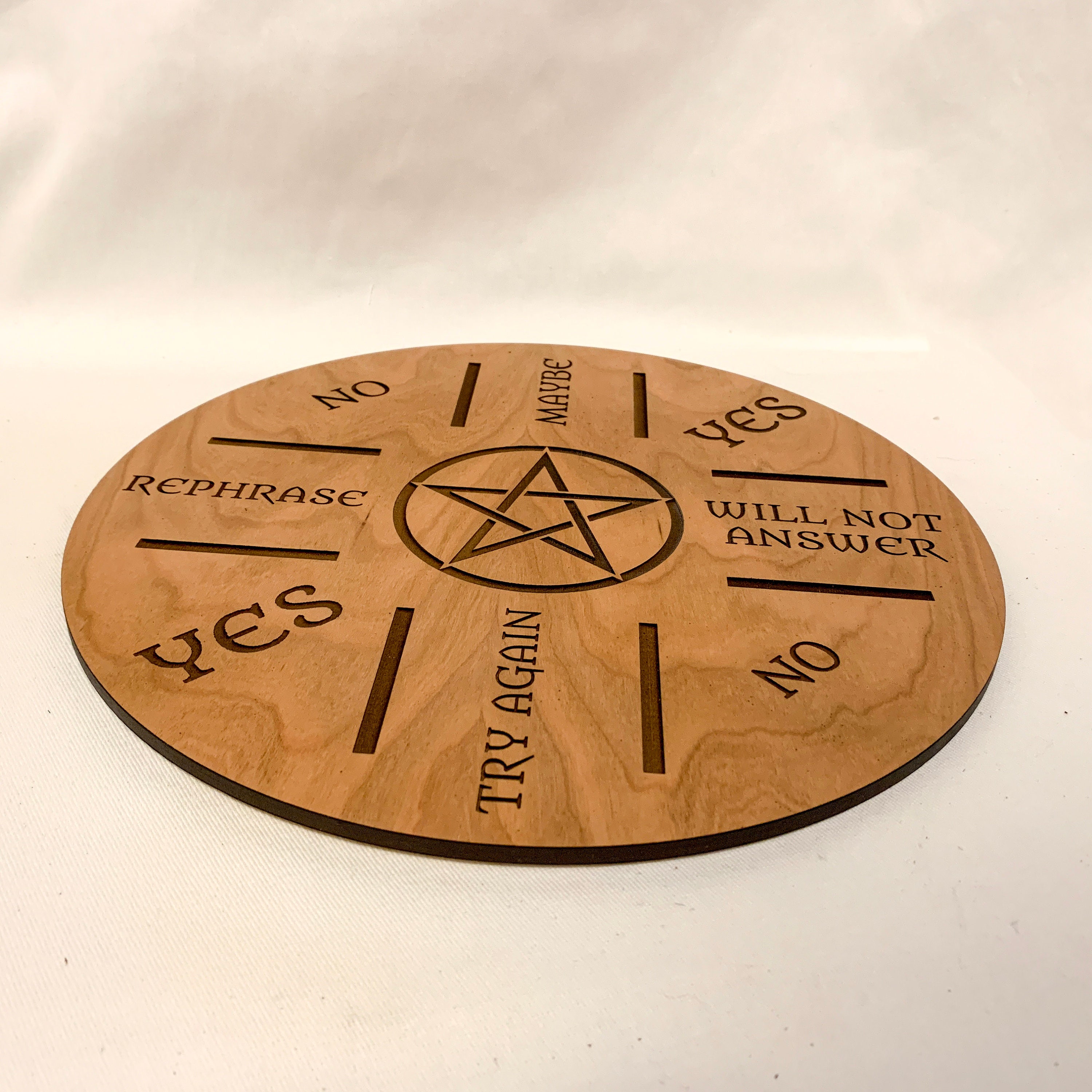 Tablero Ouija de madera de 12 , tablero de péndulo de adivinación, tablero  mágico grabado, Kit de tablero de péndulo de bruja con mensaje metafísico,  venta al por mayor