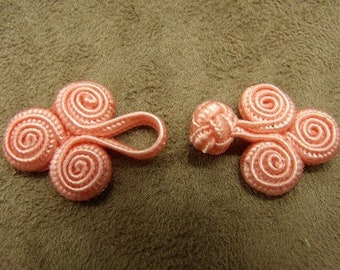 Brandenburg button - pink