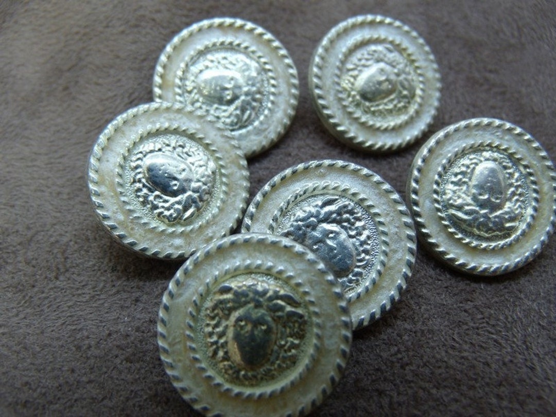 Metal Button w/ Eye, Silver, 18 & 23 mm, Accessories