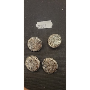 silver acrylic button, 22 mm, sold in packs of 6 / 1.08 euros each