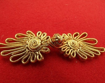 Golden brandenburg button, length 8 cm / width 2.5 cm jewelry attachment that will adorn all jacket coats etc.