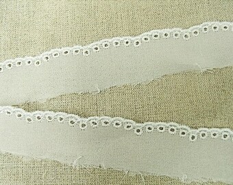 White Lace Embroidered On Veil, 25 mm, Made in France