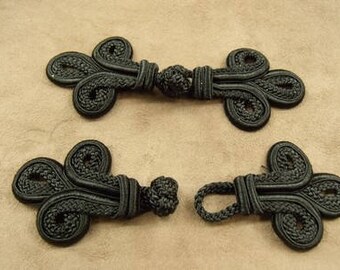 BRANDENBURG BLACK BUTTON