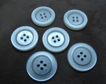 white acrylic button with 4 holes, 23 mm, sold by 6 / or 0.91 euros per unit