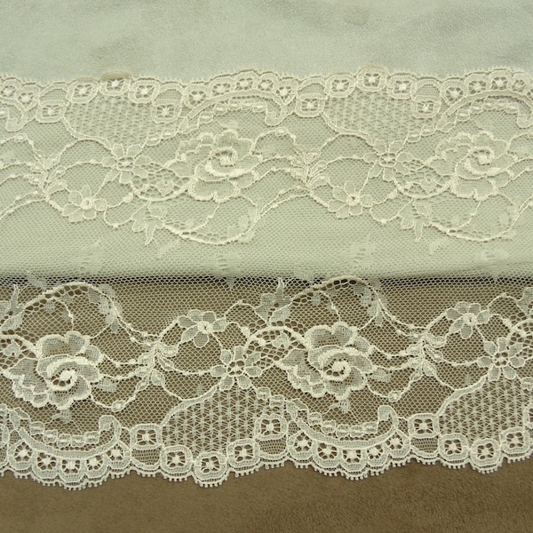 Dentelle De Calais Chair, 18 cm, De Fabrication Française