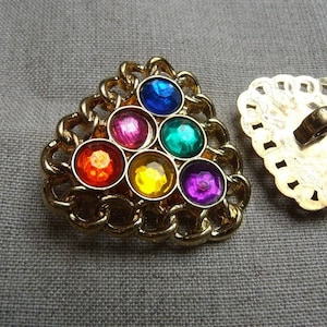 Button/TRIANGLE JEWEL with multicolored rhinestone tail, to sew on a garment - vest - hats or any other object to decorate