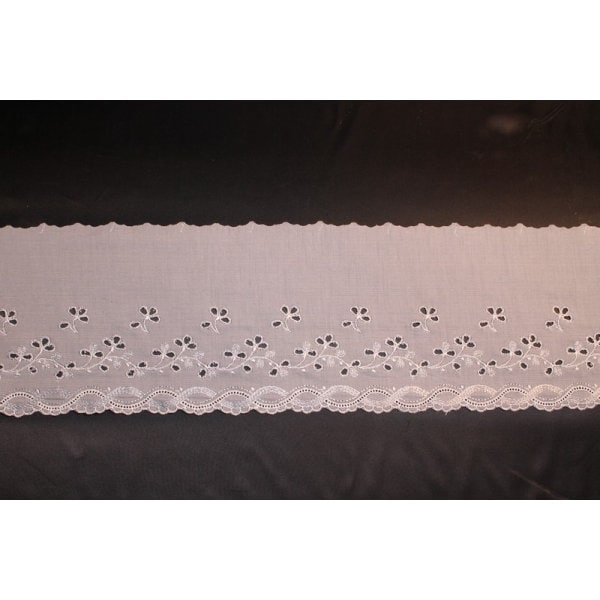 Dentelle Blanche Brodée Élasthanne Modèle Broderie Anglaise 16 cm, De Fabrication Française