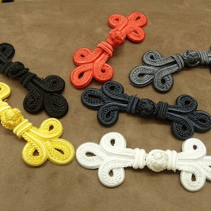 BRANDENBURG BUTTON jewelry attachment: length 14 cm by width 5.5 cm