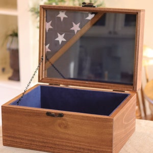 Military shadow box chest with removable glass, military chest with shadow box display, army chest with shadowbox