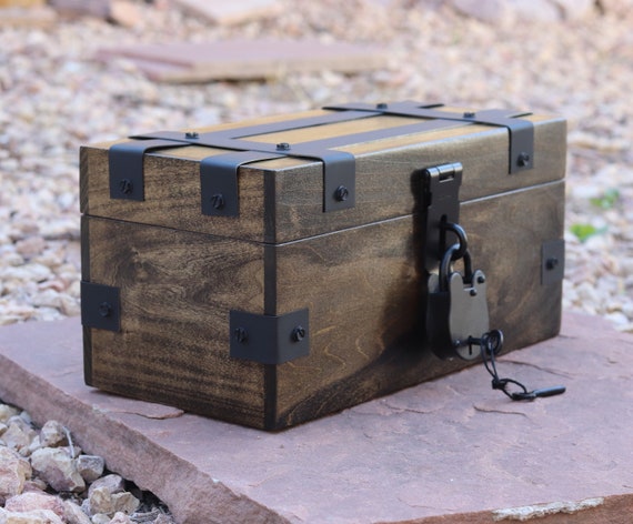 3 Ways Locksmiths Can Make Antique Boxes and Trunks Functional