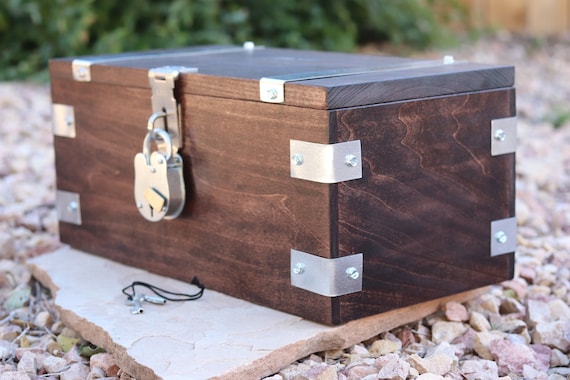 Cofre de recuerdo de madera con cerradura y llave, caja de tesoro con  cerradura de madera, caja de madera maciza hecha en EE.UU. -  México