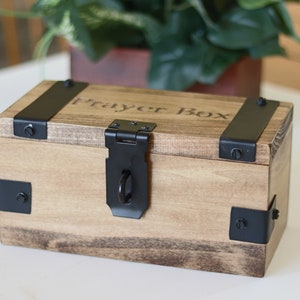 Caja de oración, pequeña caja de madera hecha en EE.UU., mini cofre personalizado, pequeño cofre del tesoro con grabados, 10 &quot;x 5&quot; x 5&quot;