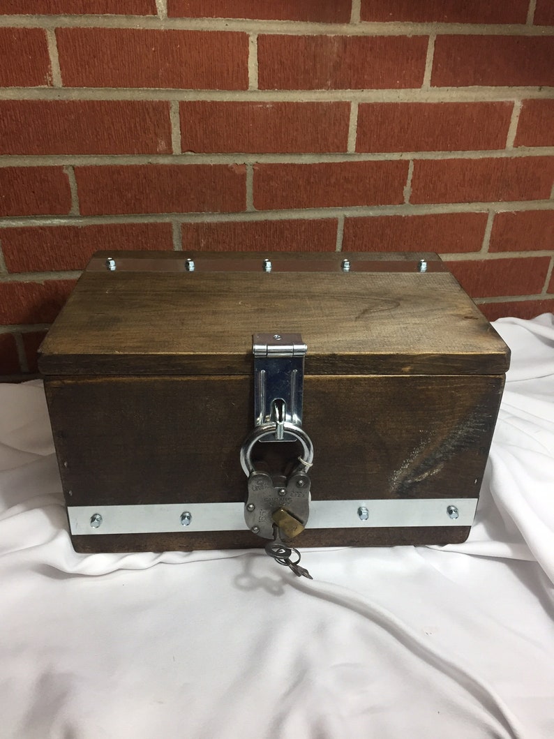 toy treasure chest with key