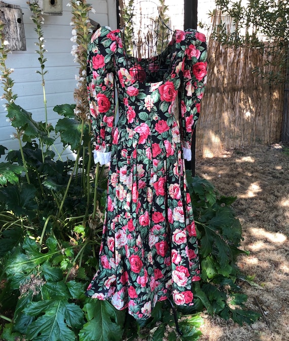Vintage 1980’s Cottagecore Dress rose print like n