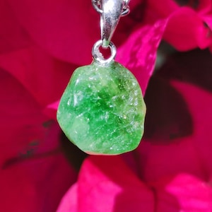 Tsavorite AAA *Rare* ~ 925 Sterling Silver Gemstone Necklace HIPPIE GOA Boho Ethno Nature Healing Stone Pendant Gift Man Woman He She