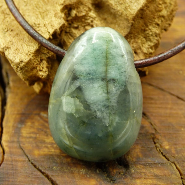 Emerald ~ Gem Chain ~ Hippie ~ Goa ~ Boho ~ Ethno ~ Nature ~ Healing Stone