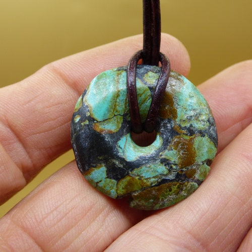 Turquoise 100% natural ~ Gemstone Necklace shops ~HIPPIE ~GOA ~Boho ~Tibet ~Ethno ~Nature ~Donut ~Protective Symbol ~Healing Stone ~Rarity