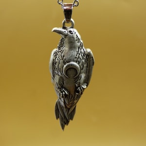 Raven Necklace Moon ~ Amulet Necklace Antique Silver Brass HIPPIE GOA Boho Tibet Ethno Nature Esoteric Ethnic Tree of Life Roots Yin Yang