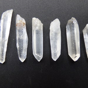 Punta láser de cuarzo, punta de cristal, colector de pasos, piedra preciosa rara, decoración, piedra curativa, colección de minerales, energía, naturaleza, meditación, transparente