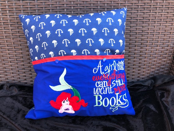 Mermaid reading pillow 2025