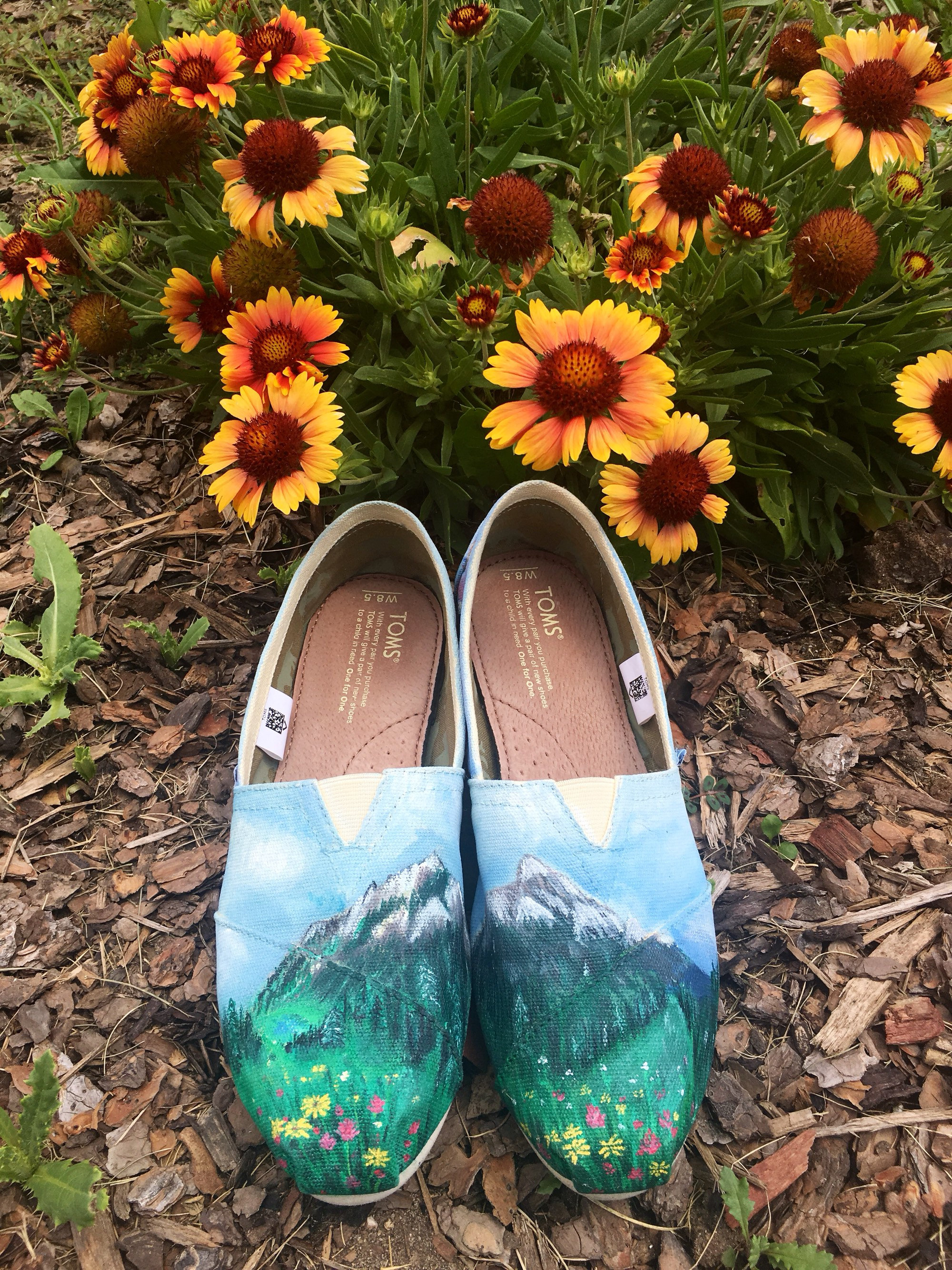 Hand-painted TOMS Shoes (colorado Mountains) - Etsy display picture 2