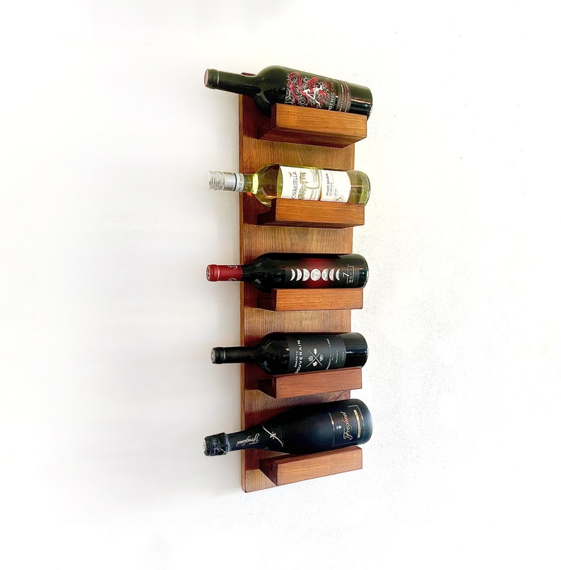 Vertical wine bottle display rack, 5 bottles