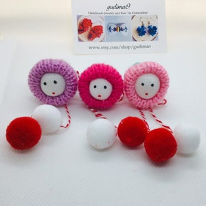 Cușma lui Guguță Martisor / Baba marta / Martenitsa simbol of spring. Color pink, fuchsia, purple. Handmade by gudimaO