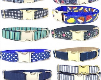 Blått hundhalsband för pojke, pläd, randigt, prickigt, flicka, anpassat, graverat, specialdesignat, sött, designer, pläd, blommigt, grönt, sammet, flanell, blommigt