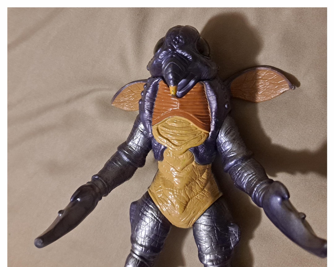 Insect Power Ranger 1993 Vintage Mighty Morphin Power Rangers MMPR 8