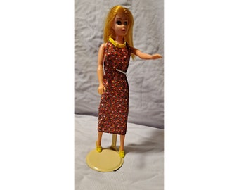 Vintage 1979 Barbie Best Buy outfit #2767 Mitzi Maddie Missy Mod Peggy Ann Suzette Mattel red floral dress shoes good condition