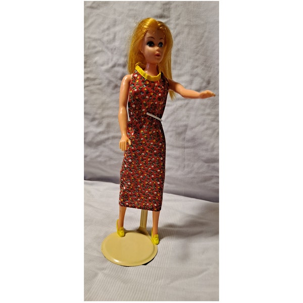 Vintage 1979 Barbie Best Buy outfit #2767 Mitzi Maddie Missy Mod Peggy Ann Suzette Mattel red floral dress shoes good condition