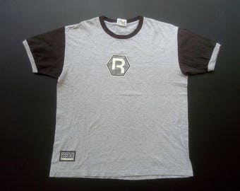 ON SALE 25% Vintage Reebok ice 80s 90s Short Sleeve  T shirt