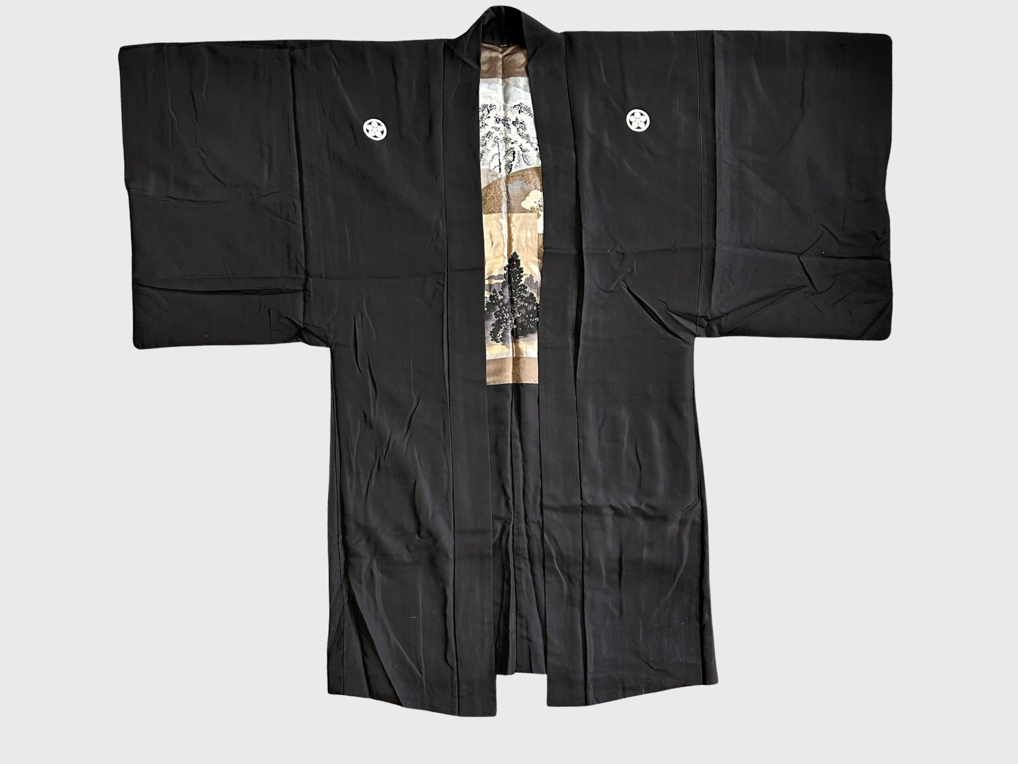 Vintage Men’s Black Formal Silk Haori with Temple Landscape Lining and Crests