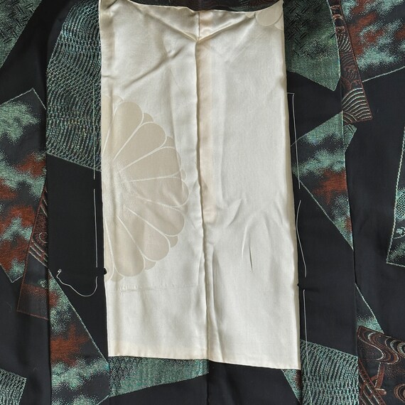 Vintage Japanese Silk Haori Jacket with Abstract … - image 4