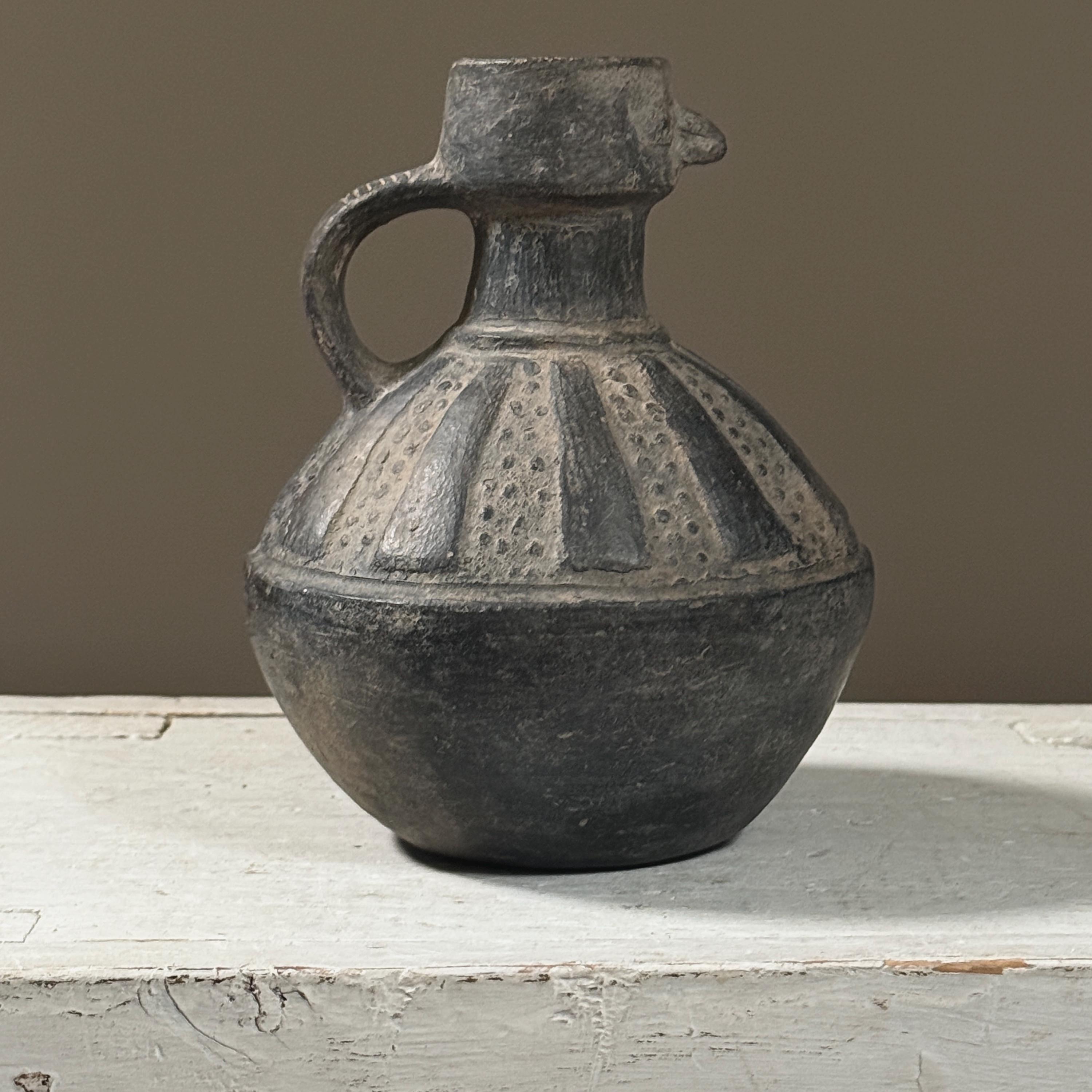 Ex-museum Pre-columbian Chimú Blackware Anthropomorphic Vessel