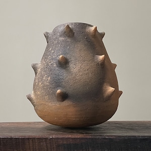 Vase vintage brutaliste d&#39;Oaxaca en argile cuite au feu de bois dopés